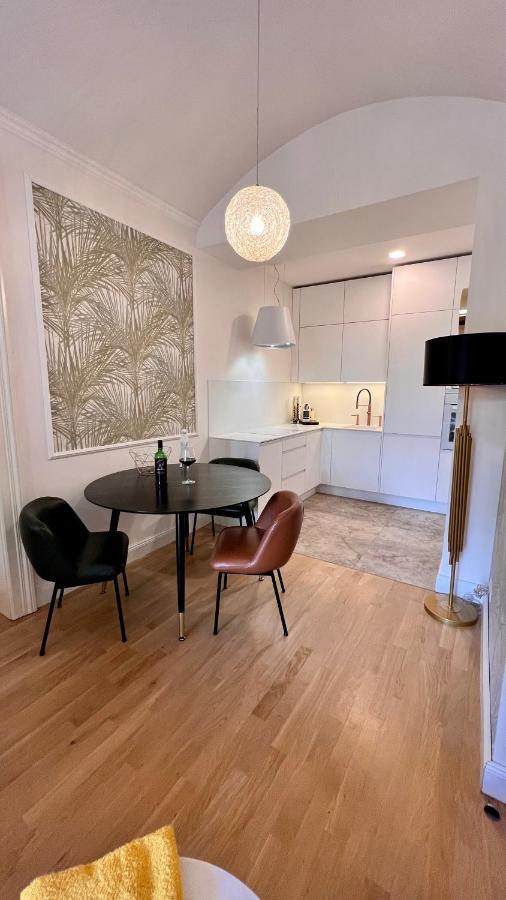 Appartement Amazing Flat With Garden, Vinohrady Near Center Praag
