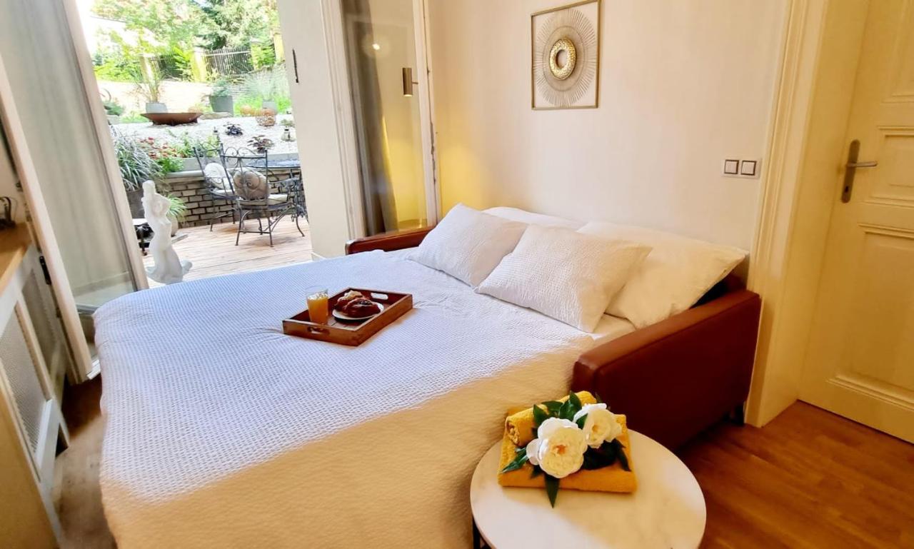 Amazing Flat With Garden, Vinohrady Near Center Appartement Praag